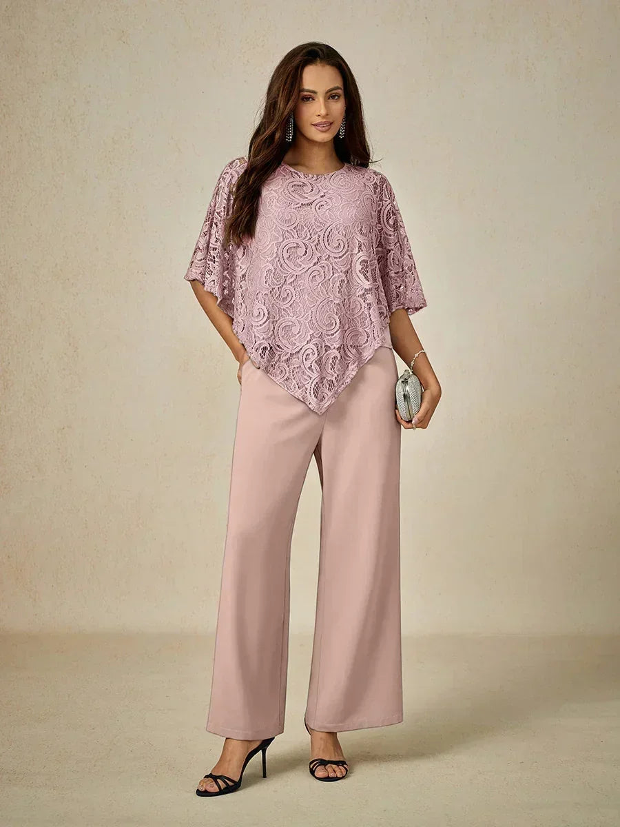 Top elegante de encaje con mangas murciélago