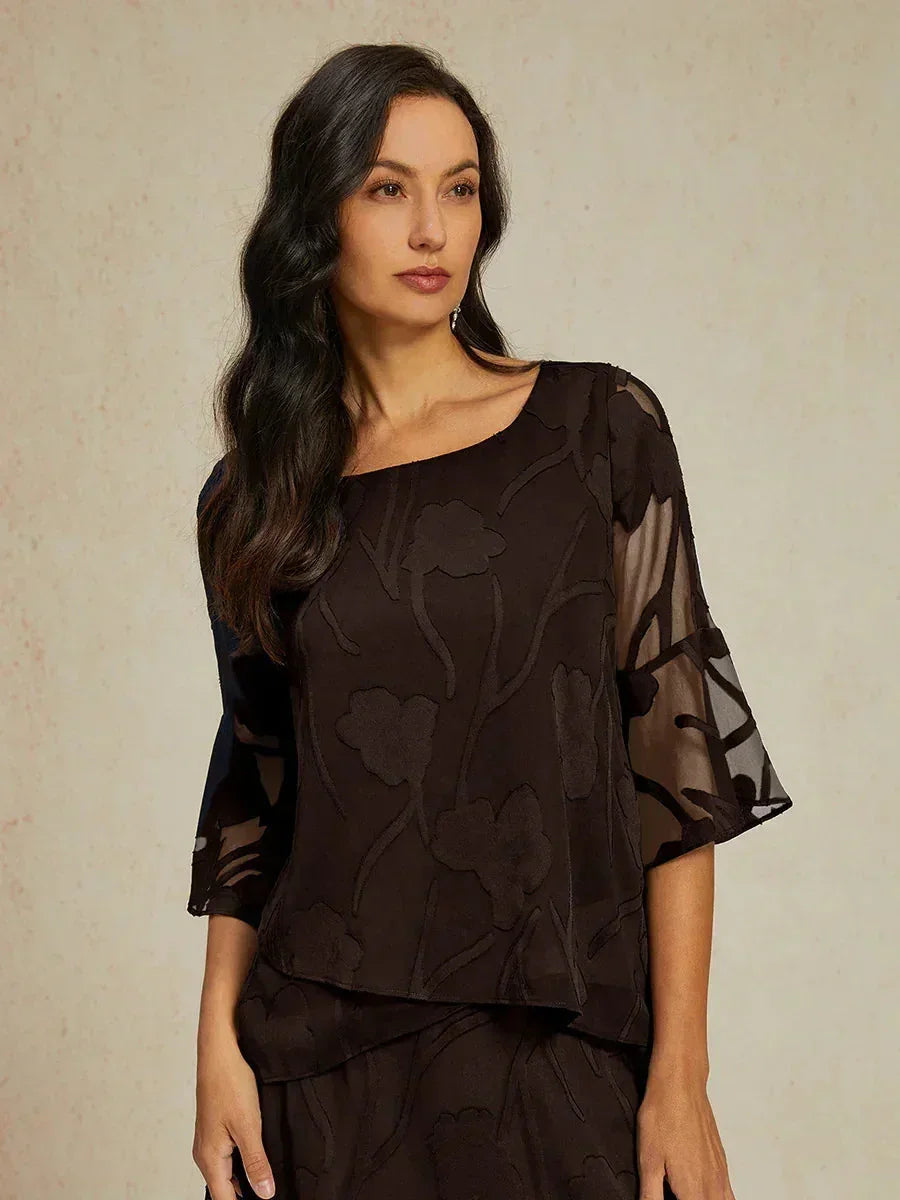 Elegante Chiffonbluse mit asymmetrischem Saum
