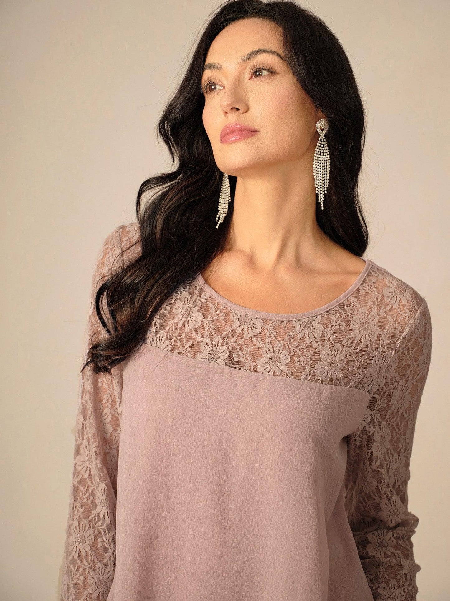 Lace Tiered Chiffon 3/4 Length Sleeve Dress
