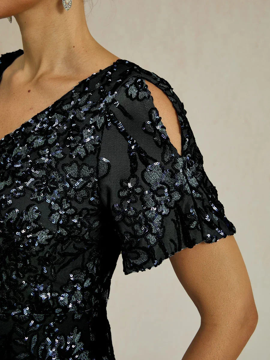 Elegantes Paillettenkleid mit V-Ausschnitt und kalten Schultern