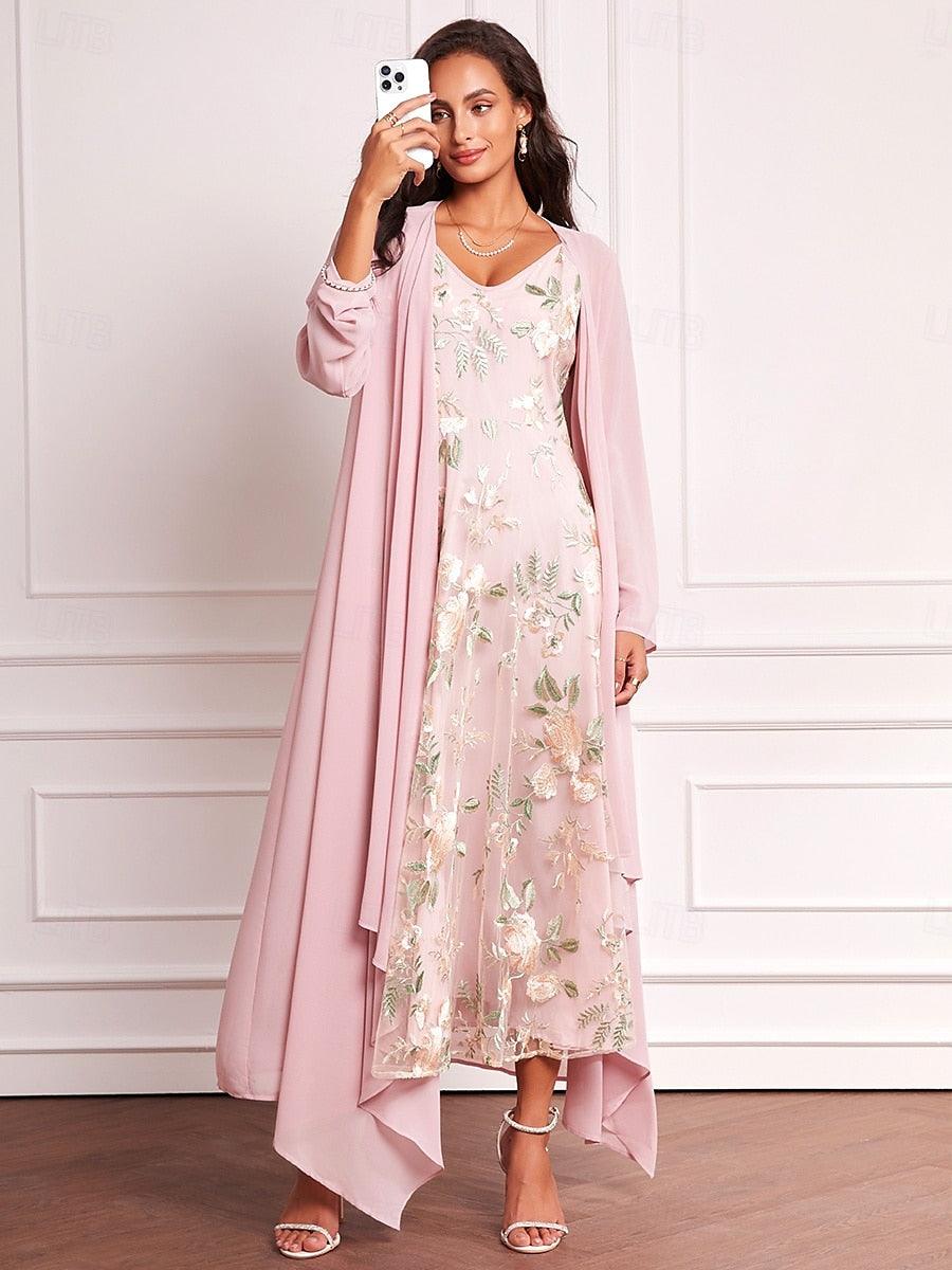 Ensemble de robe en mousseline de soie et dentelle brodée