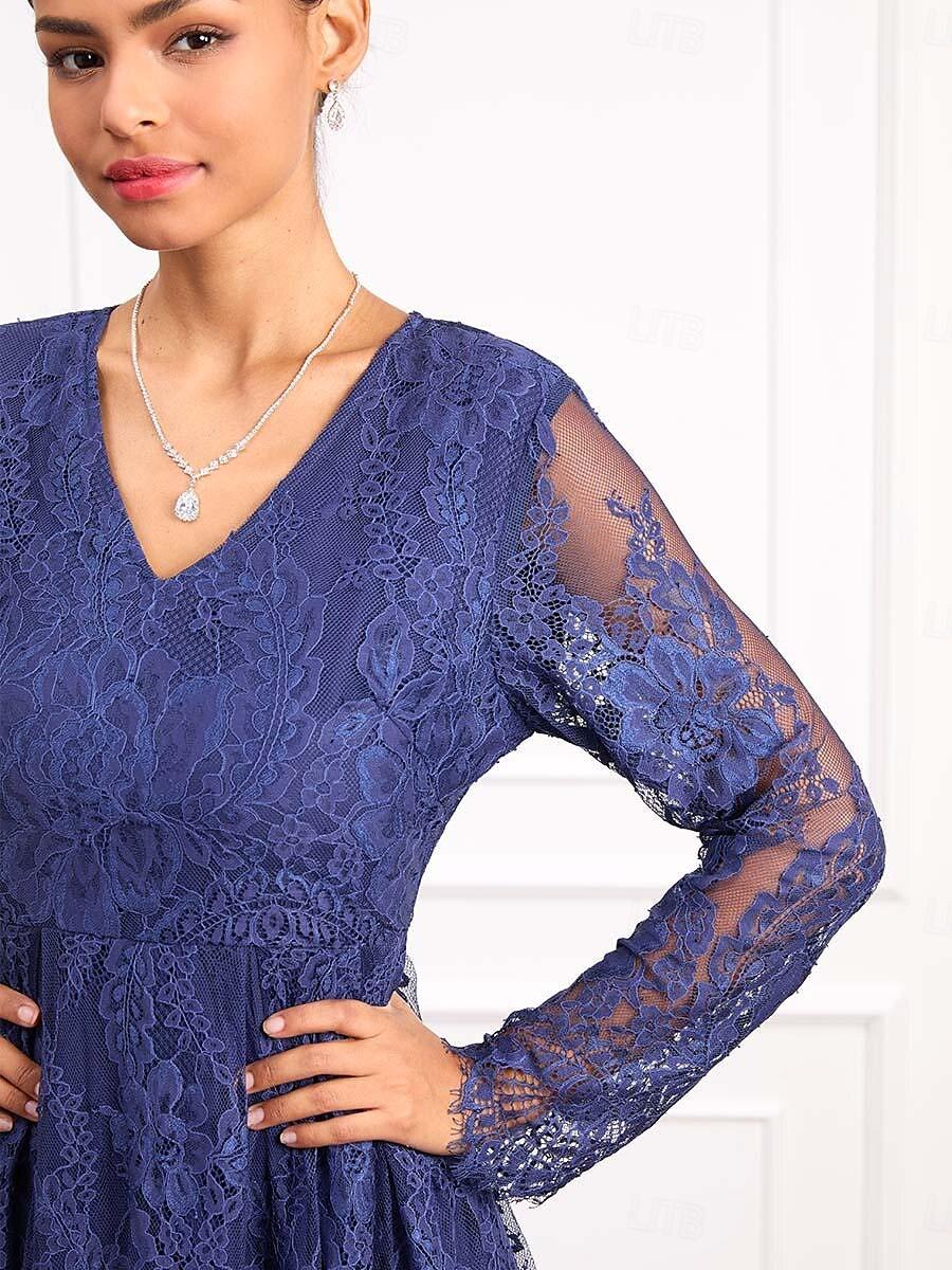 Elegantes Langarm-Maxikleid aus Spitze
