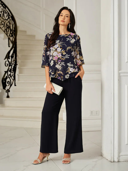 Bluse mit Rundhalsausschnitt und halblangen Ärmeln und Patchwork-Spitze