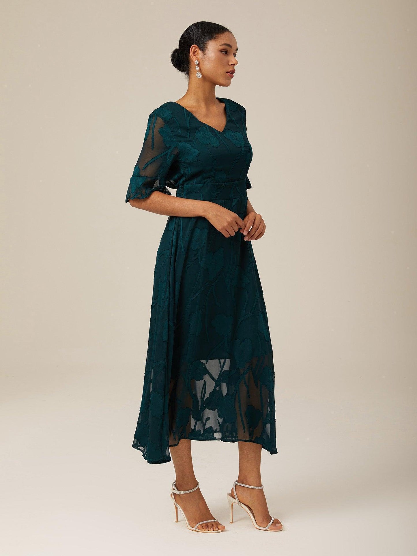 Ruffle Flutter Lace Maxi Dress