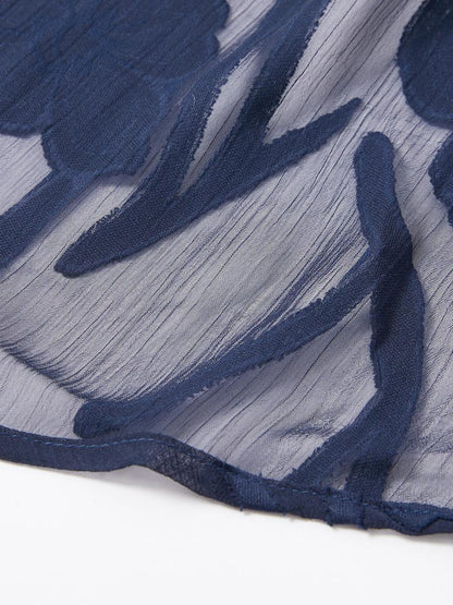Maxikleid mit Rüschen und flatternder Spitze