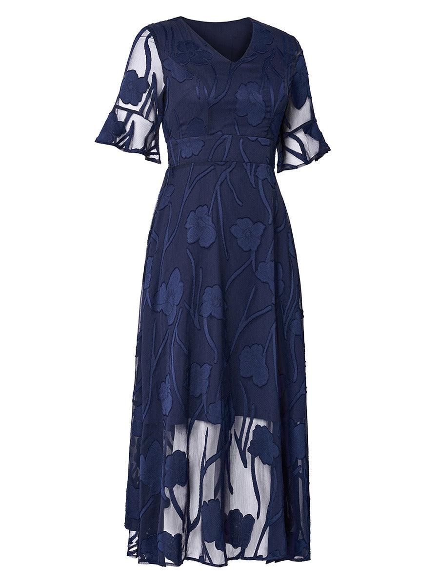 Maxikleid mit Rüschen und flatternder Spitze