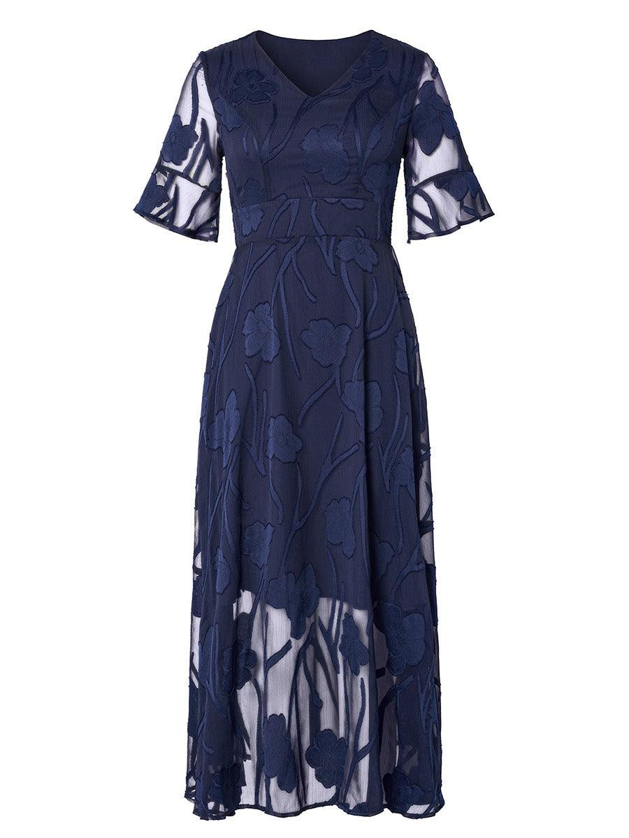 Maxikleid mit Rüschen und flatternder Spitze
