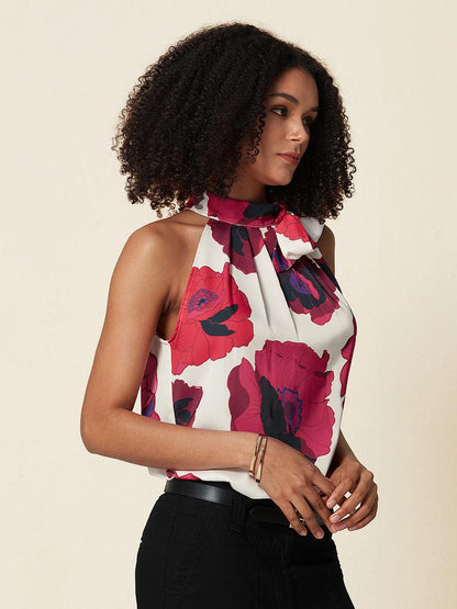 Bluse mit Rundhalsausschnitt und halblangen Ärmeln und Patchwork-Spitze