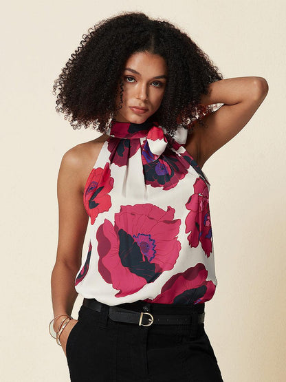 Bluse mit Rundhalsausschnitt und halblangen Ärmeln und Patchwork-Spitze