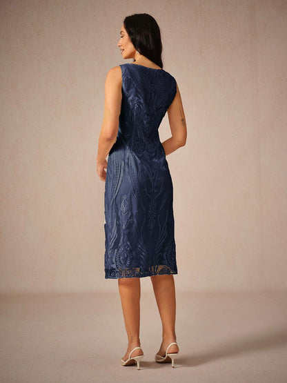 Embroidery Lace Boat Neck Sleeveless Dress