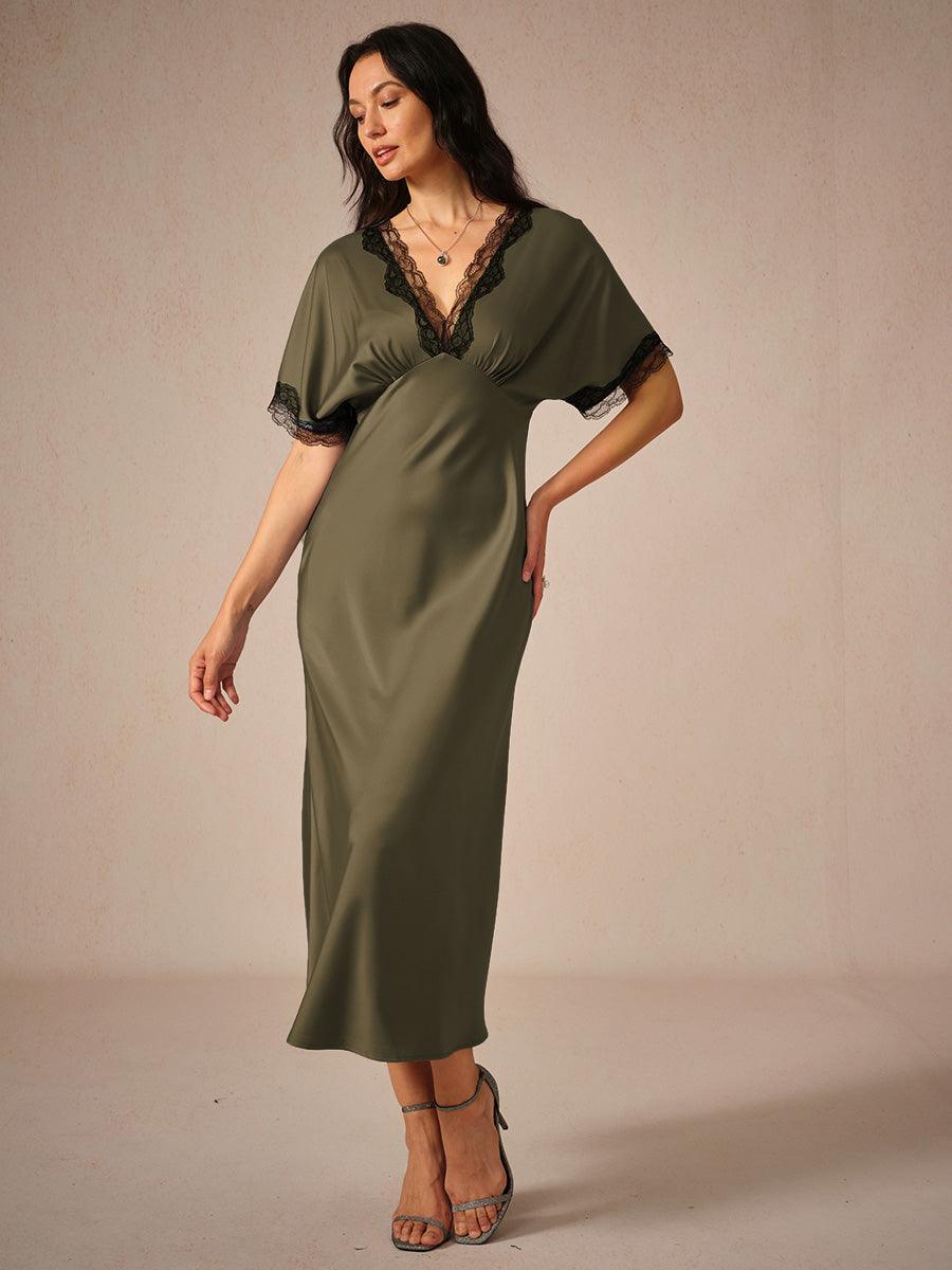 Weißes Kleid mit V-Ausschnitt und Satin-Spitzenbesatz