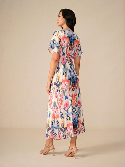 Maxikleid aus Satin mit Batikmuster und Marmor-Print