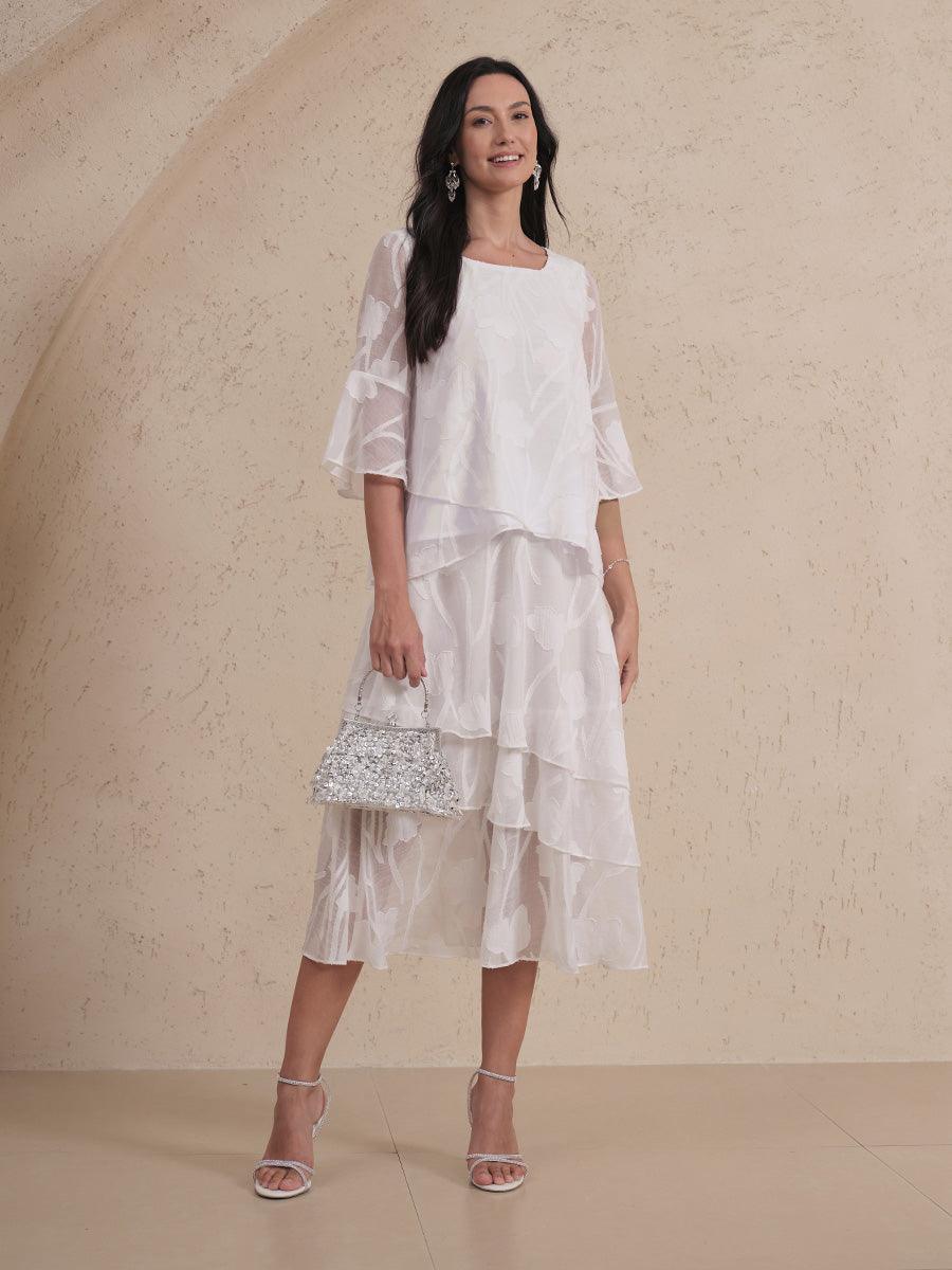 Elegante Chiffonbluse mit asymmetrischem Saum