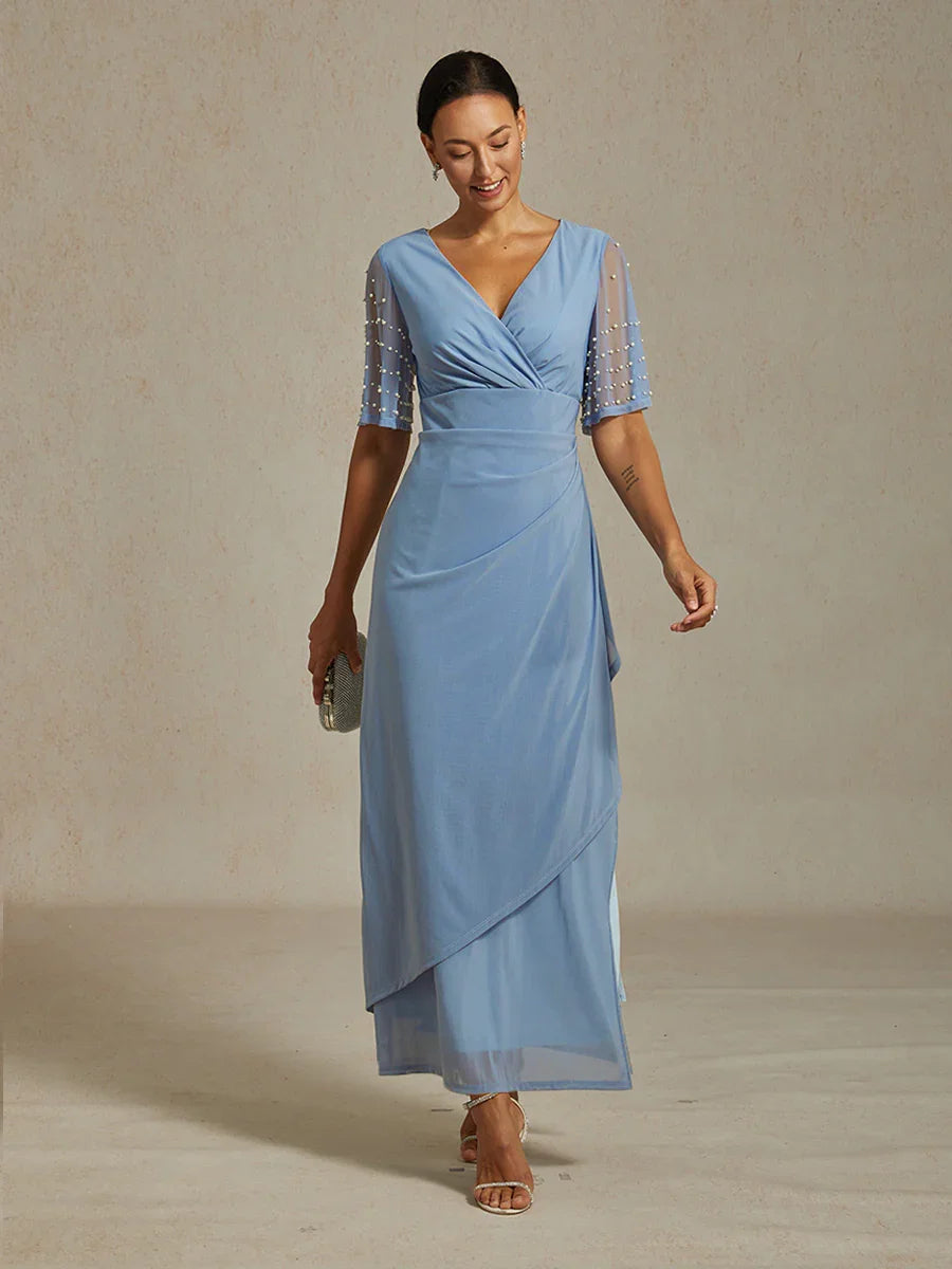 Vestido línea A con encaje roseta y adornos de lentejuelas