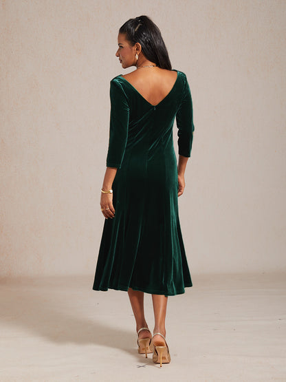 High-Stretch Velvet Sleeveless Midi Dress with Cowl Neck