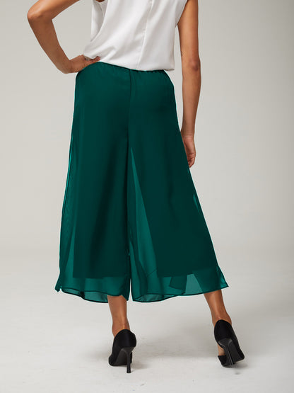 Cropped-Länge Hose mit geradem Bein und Chiffon-Überlagerung mit Beinschlitz