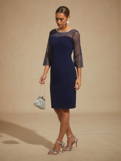 Elegant Fitted Cocktail Dress with Flared Sleeves