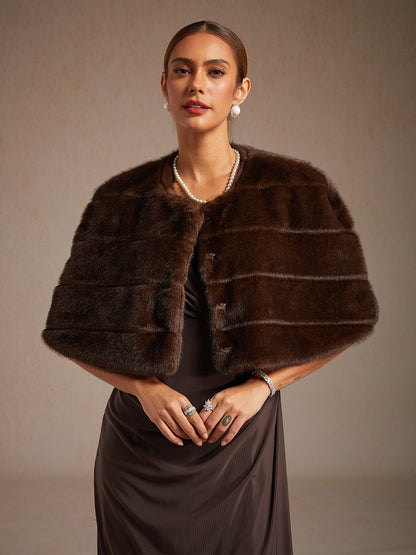 A-Linien-Kleid aus Rosettenspitze mit Paillettenverzierung