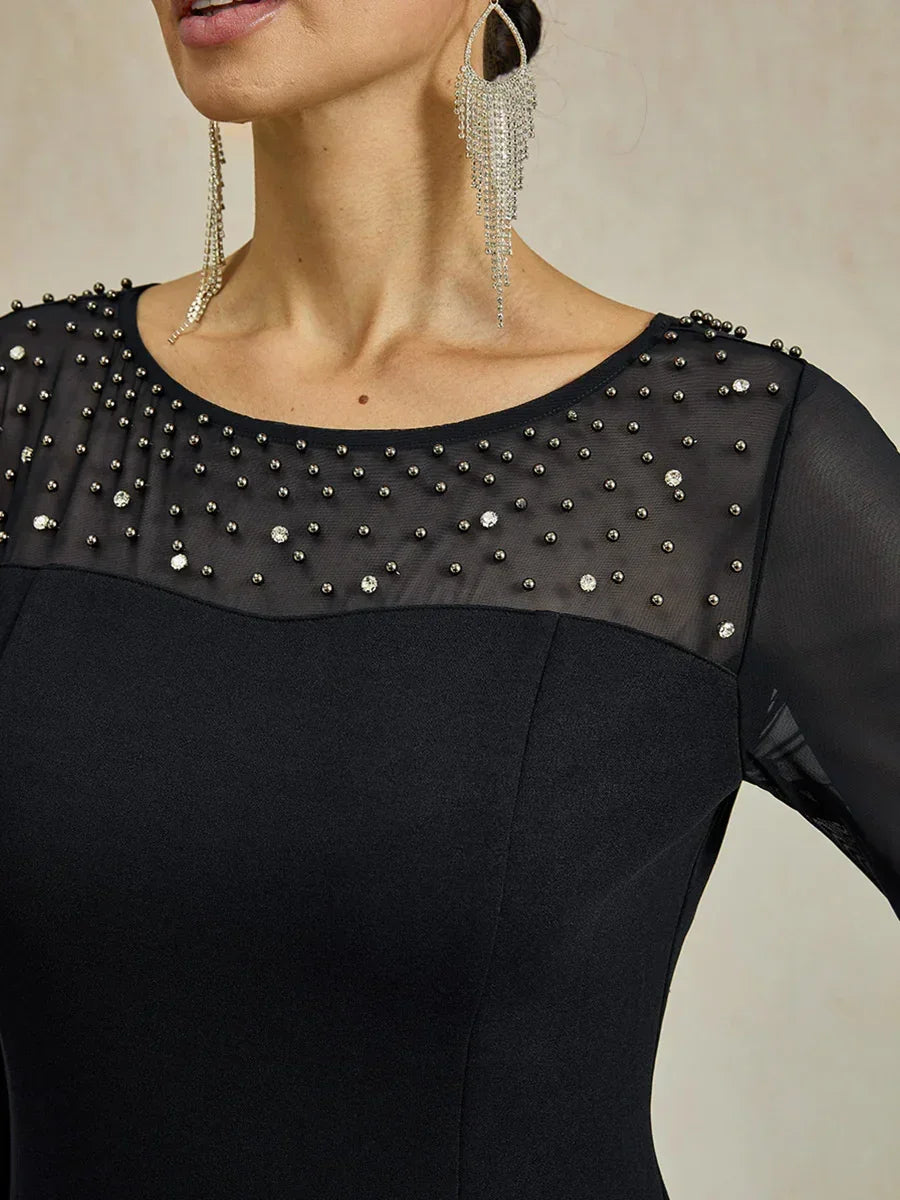 Elegantes Etui-Cocktailkleid mit verziertem Illusion-Netz-Ausschnitt
