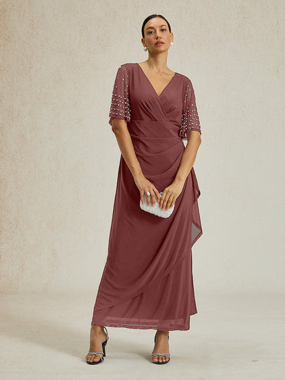A-Linien-Kleid aus Rosettenspitze mit Paillettenverzierung