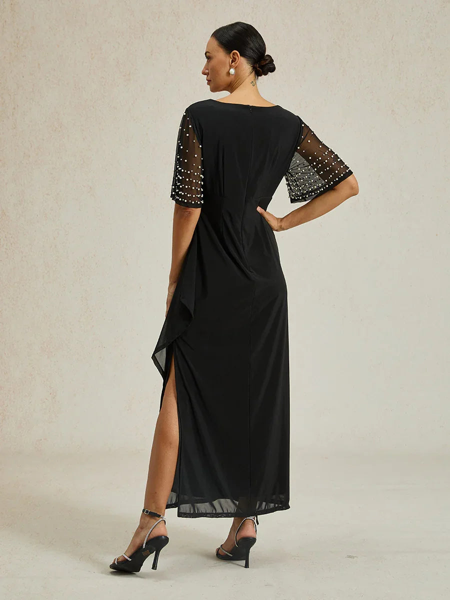 A-Linien-Kleid aus Rosettenspitze mit Paillettenverzierung