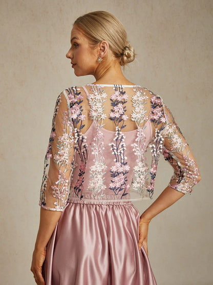 Spitzenjacke mit Blumenstickerei und Muscheldetail