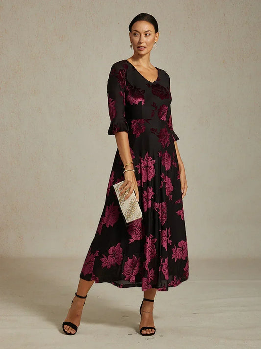 Maxikleid mit Rüschen und flatternder Spitze