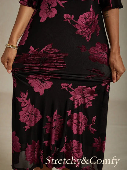 Maxikleid mit Rüschen und flatternder Spitze