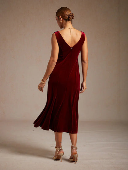 High-Stretch Velvet Sleeveless Midi Dress with Scoop Neck