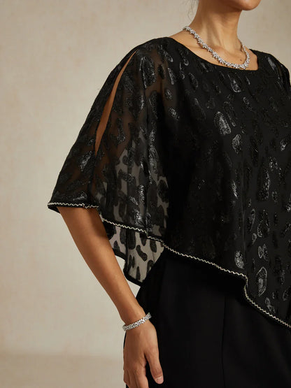 A-Linien-Kleid aus Rosettenspitze mit Paillettenverzierung