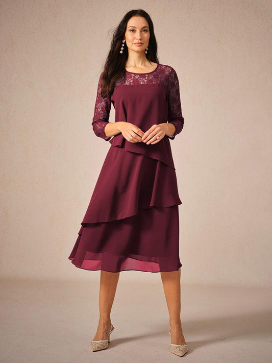 Chiffonkleid mit Spitzenverzierung und 3/4-Ärmeln