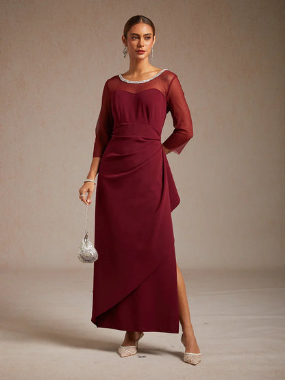 Robe de soirée élégante à encolure illusion perlée