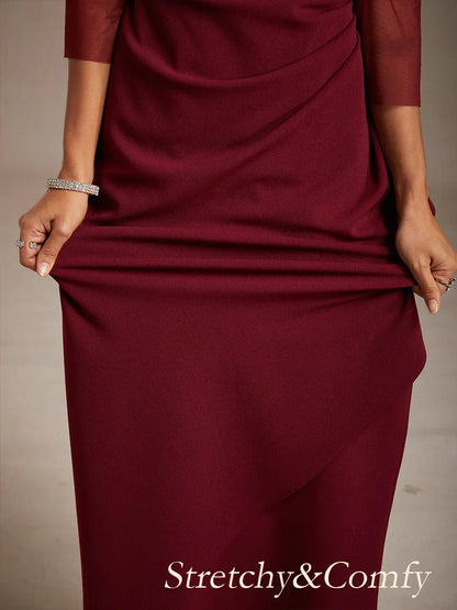 Robe de soirée élégante à encolure illusion perlée