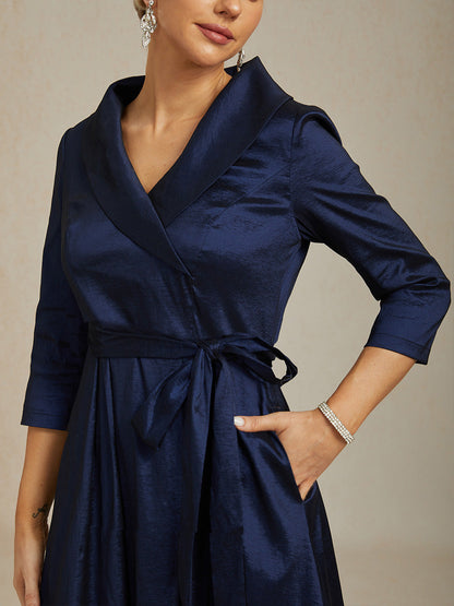 Florales Chiffon-Abendkleid mit asymmetrischem Saum
