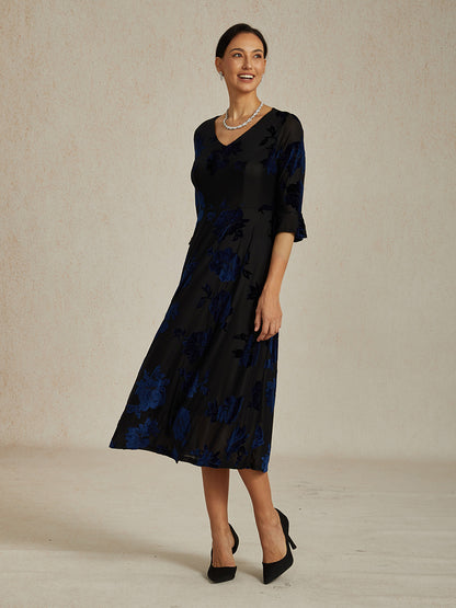 Maxikleid mit Rüschen und flatternder Spitze