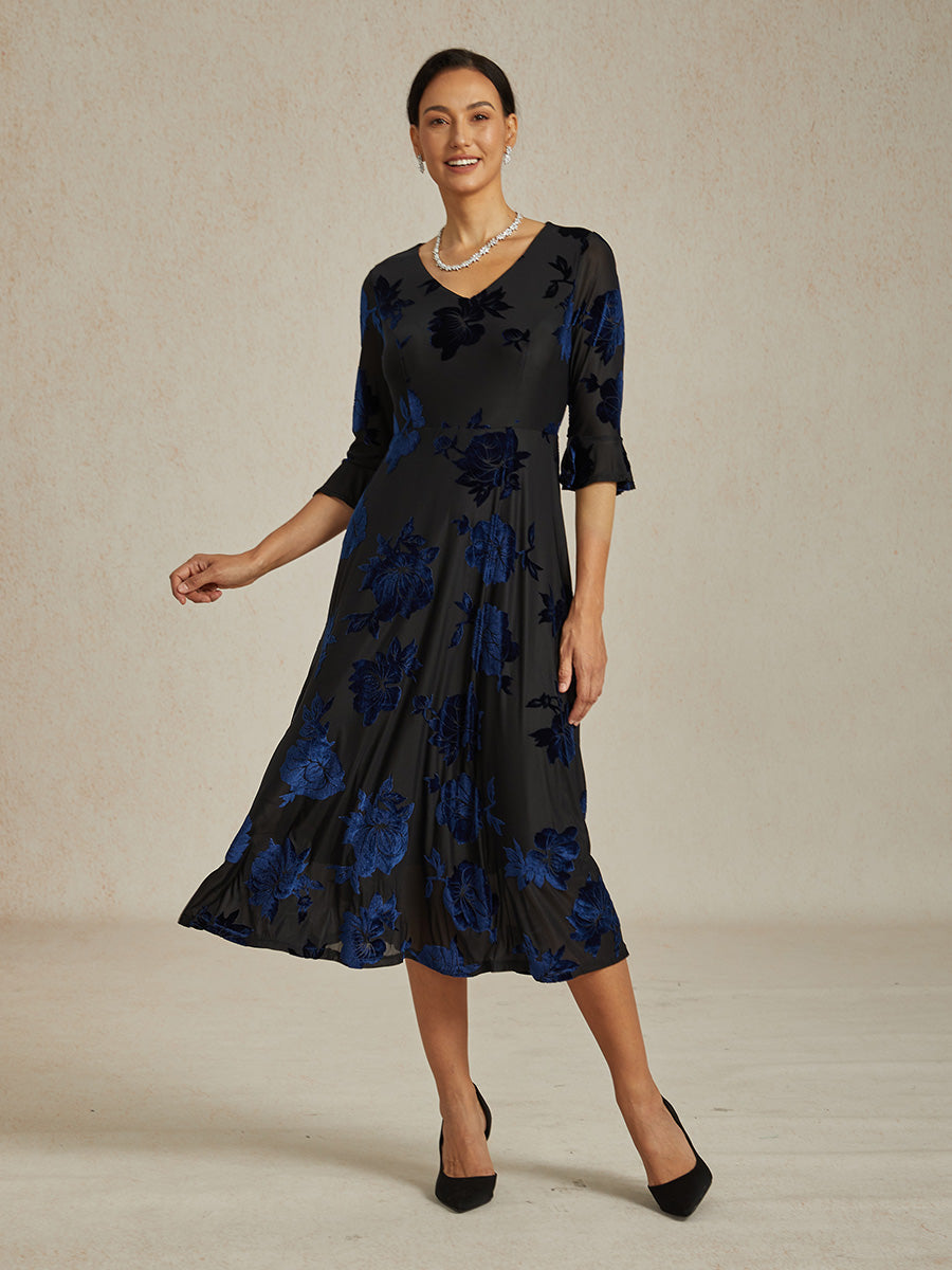 Maxikleid mit Rüschen und flatternder Spitze