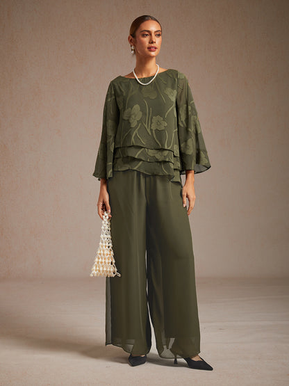 Hose mit geradem Bein und Chiffon-Überlagerung mit Beinschlitz