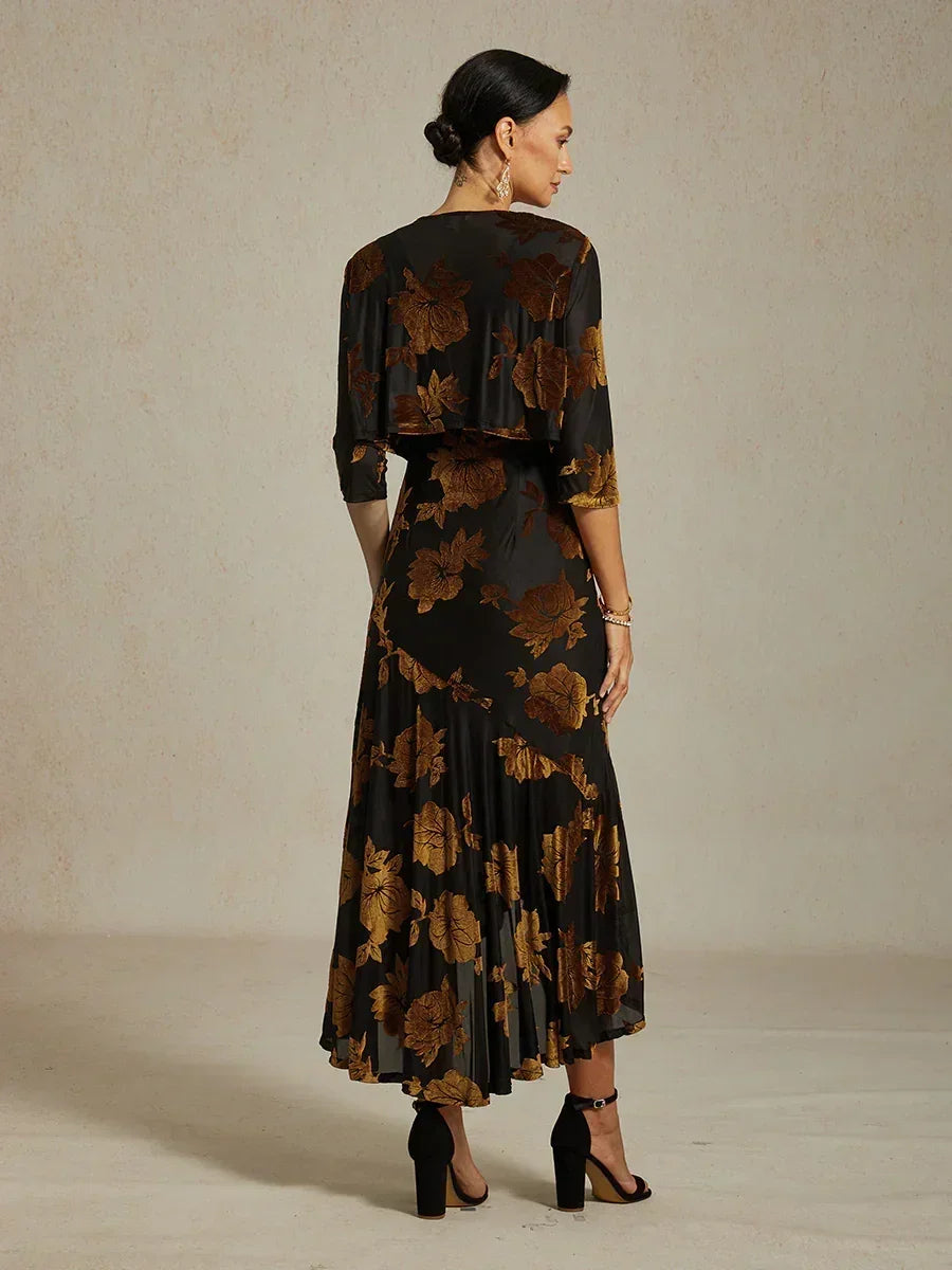 Marineblaues Chiffon-Abendkleid mit Blumenmuster und asymmetrischem Saum