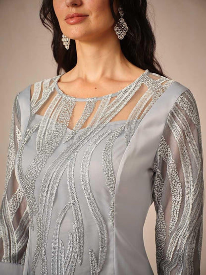Petites robes unies en dentelle
