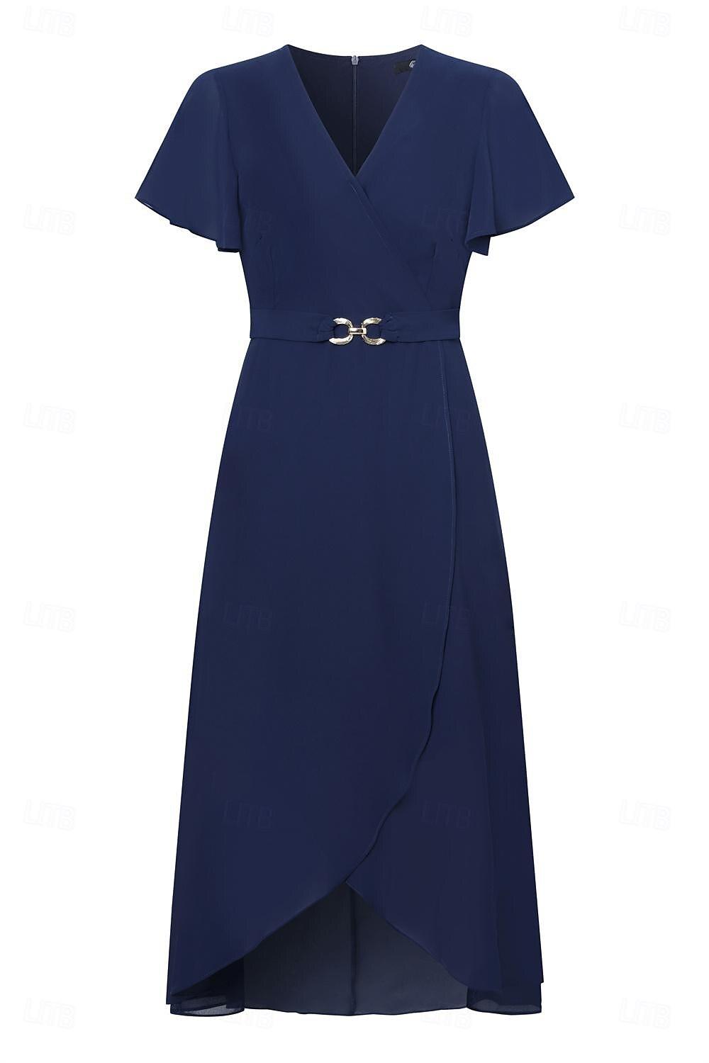 Blaues Chiffonkleid mit Plissee und Rüschen