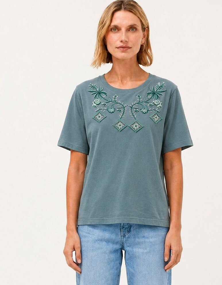 Geometric Tropical Cotton Tee