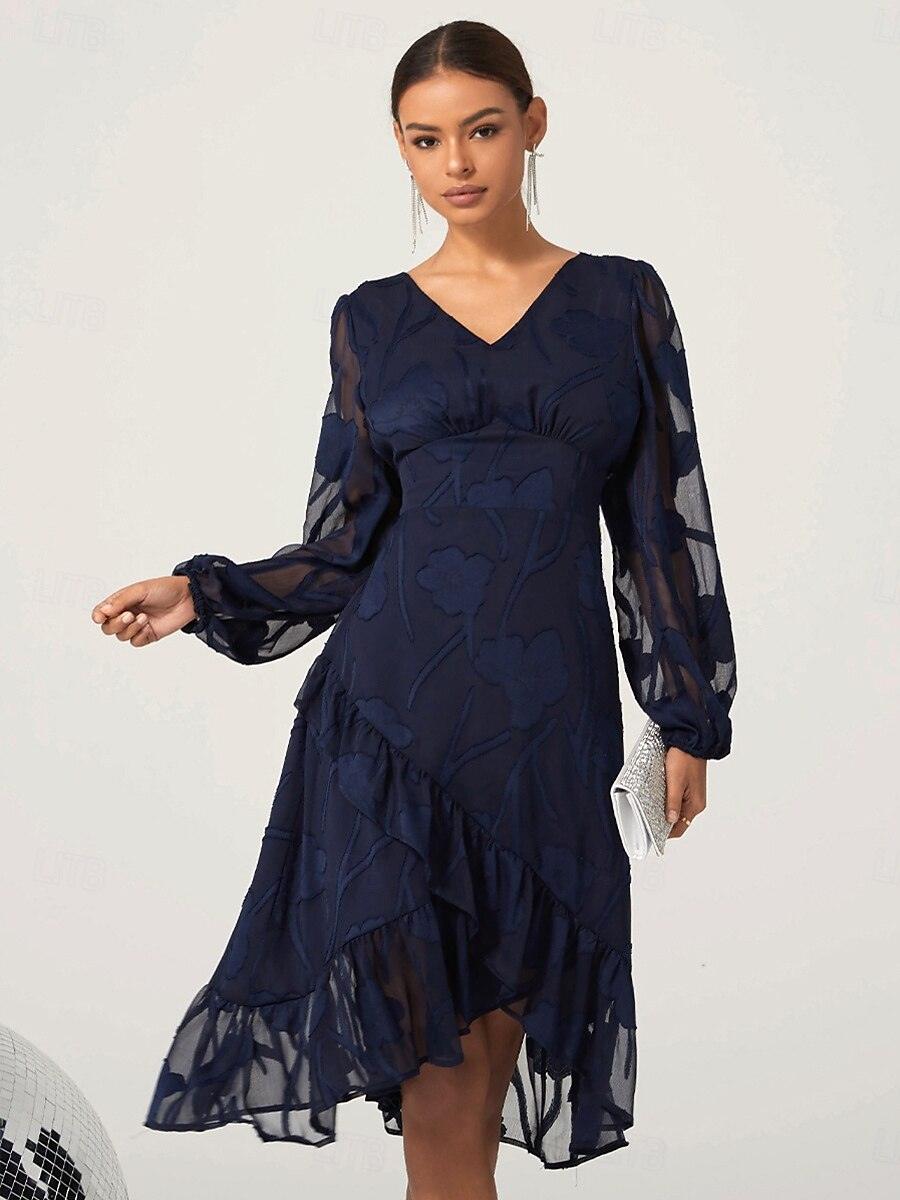 Marineblaues Spitzenkleid mit V-Ausschnitt, langen Ärmeln und asymmetrischem Saum