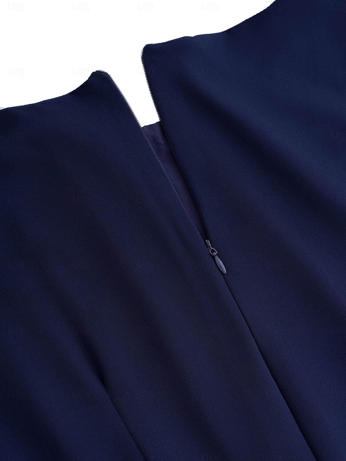 Blaues Chiffonkleid mit Spitzenrüschensaum