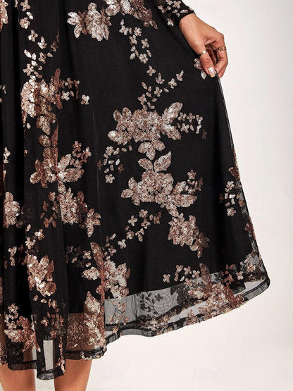 Schwarzes Maxikleid mit Rundhalsausschnitt und Spitze