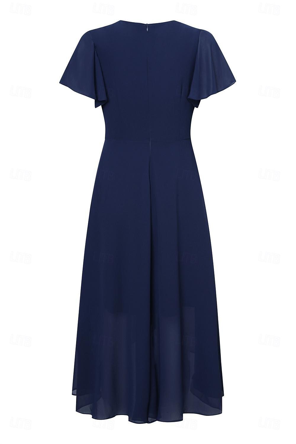Blaues Chiffonkleid mit Plissee und Rüschen