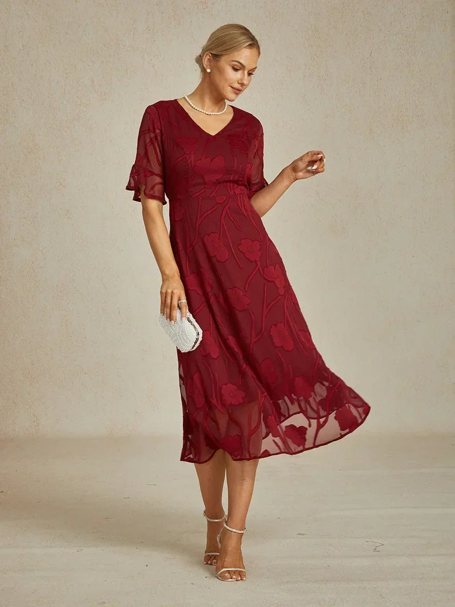 Maxikleid mit Rüschen und flatternder Spitze