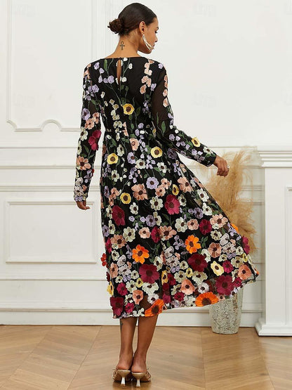 Midikleid mit Blumenstickerei und Bischofsärmeln