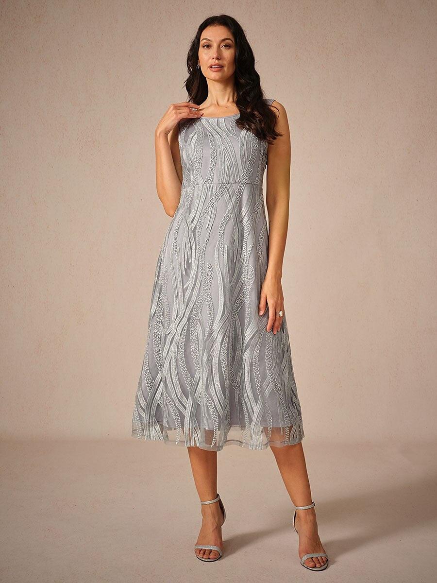 Einfarbiges Midikleid aus Spitze